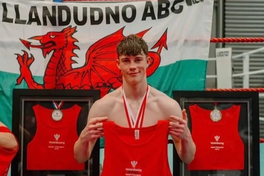Llandudno boxing club's Mitchel crowned British champion