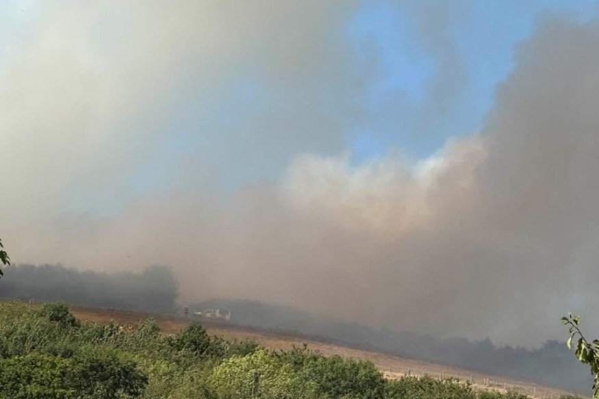 Fire crews battle Cwm Mountain blaze in Llandudno