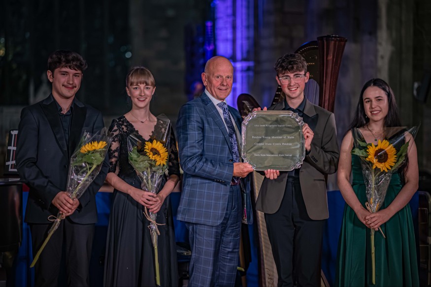 Rising star Rufus shines at St Asaph Cathedral final
