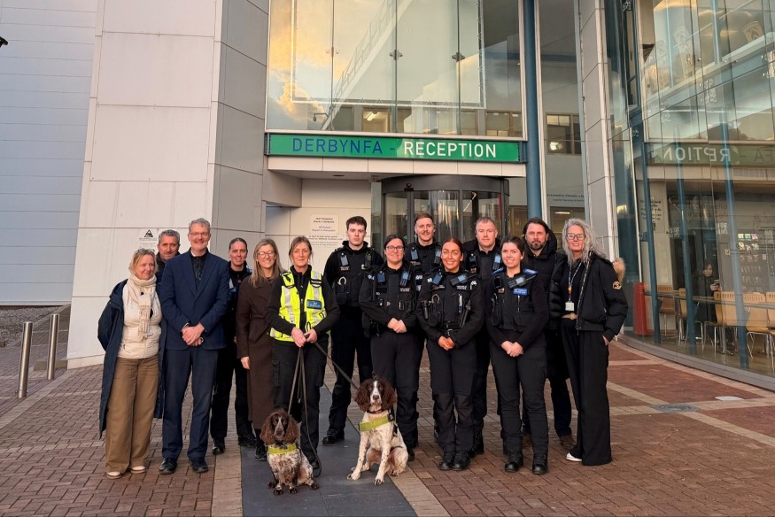 Police-teamwork boosts safety on Rhos-on-Sea campus